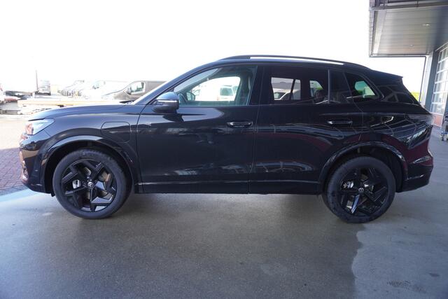 Volkswagen TIGUAN 1.5 eHybrid R-Line Edition 272 PK Hybride nr.V016 | Climate | panorama dak | Trekhaak