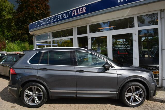 Volkswagen TIGUAN 1.5 TSI ACT Highline R-Line DSG | Orig. NL | NAP | Trekhaak |