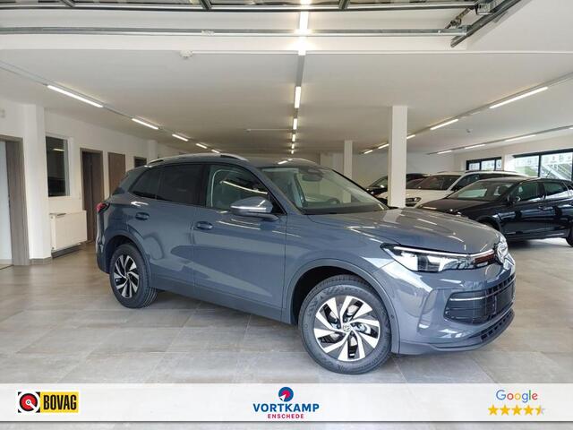 Volkswagen TIGUAN 1.5 eTSI DSG LIFE EDTION TREKHAAK/CAMERA/NAVI/CARPLAY/ACC/STOELVERW/E-KLEP