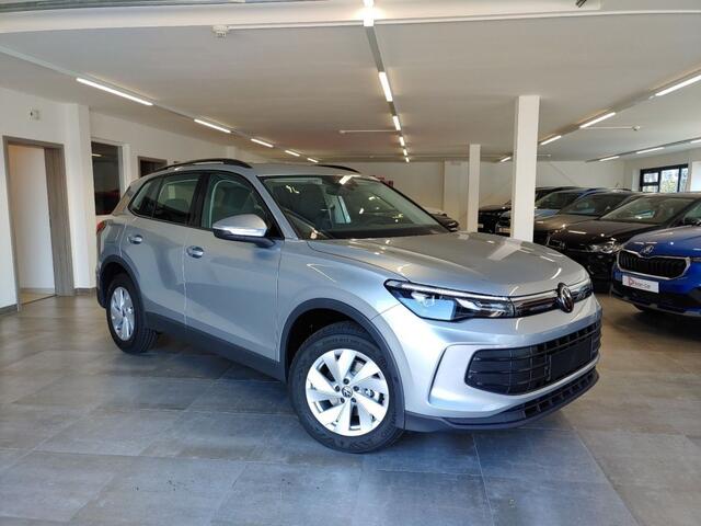 Volkswagen TIGUAN 1.5 eTSI DSG LIFE TREKHAAK/CAMERA/CARPLAY/STOELVERW