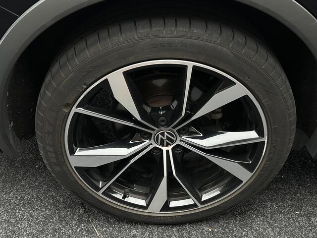 Volkswagen TIGUAN Allspace 1.5 TSI R-Line 7-PERSOONS 7P IQ HEADUP PANORAMA 3X R