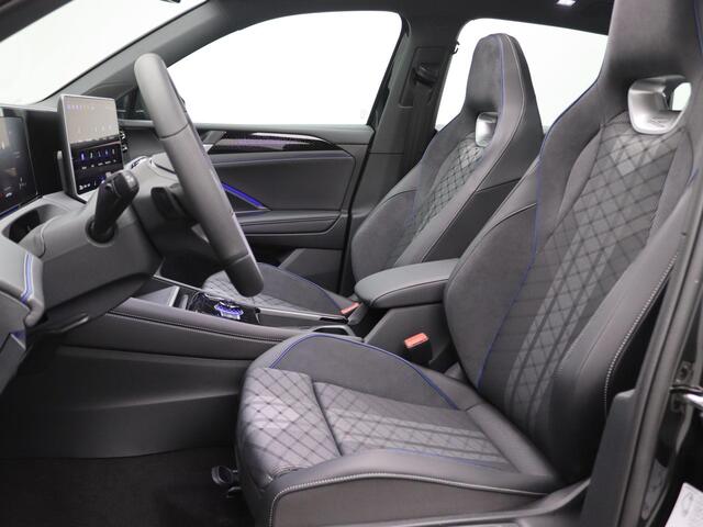 Volkswagen TIGUAN 1.5 eHybrid R-Line Edition 272PK DSG Pano-Schuifdak, Adaptieve Cruise Controle, Matrix LED verlichting, Keyless, Side Assist, Trekhaak, 20" LM Velgen