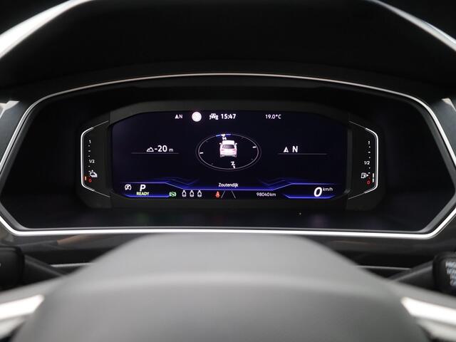 Volkswagen TIGUAN 1.4 TSI eHybrid R-Line Business+ | PANO | CAMERA | ADAPTIVE | KEYLESS | STOEL- EN STUURVERW.