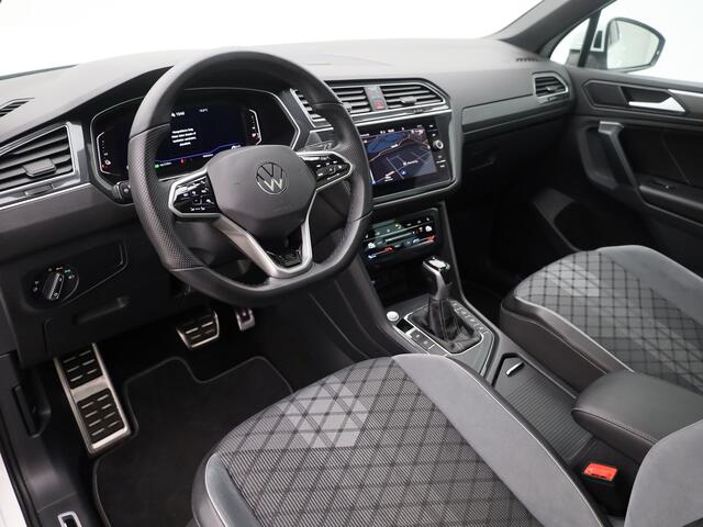 Volkswagen TIGUAN 1.4 TSI eHybrid R-Line Business+ | PANO | CAMERA | ADAPTIVE | KEYLESS | STOEL- EN STUURVERW.