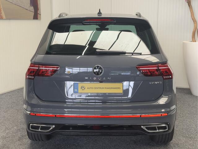Volkswagen TIGUAN 1.5 eHybrid R-Line VOL !! NIEUWSTAAT !!! PANORAMADAK 360 CAMERA NAVIGATIE ADAPTIVE CRUISE CONTROL CLIMATE CONTROL APPLE CARPLAY/ANDROID RIJSTROOKSENSOREN DODEHOEKSENSOREN PDC ZEER MOOI !! 3010