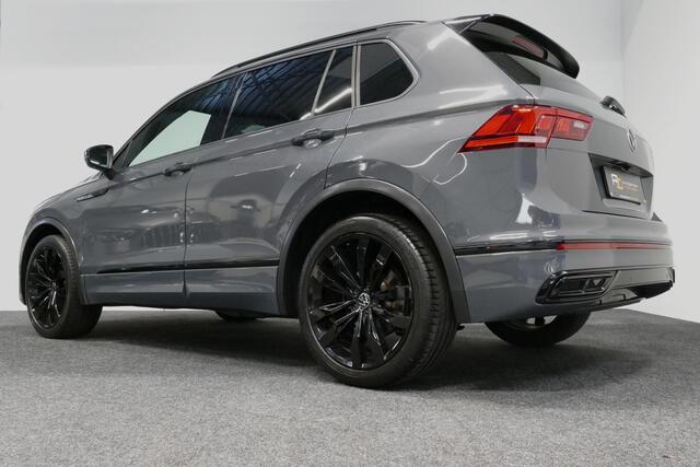 Volkswagen TIGUAN 1.5 TSI R-Line Business+ / Black Style / Stoelverwarming / Achteruitrijcamera / Stuurwiel verwarming / 20'' LMV / Adaptive Cruise Control / Apple Carplay - Android Auto / Keyless / Sfeerverlichting / Discover Media Pro / Park Assist / Digitaal Instrumente