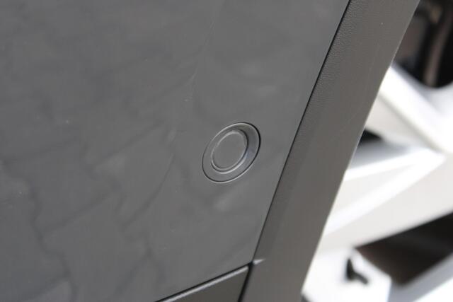 Volkswagen TIGUAN 1.5 TSI Life Business | Incl. 12 maanden garantie | Adaptieve cruise control | Climate control | Stoel + stuurverwarming | Parkeercamera | Apple carplay/Android auto | Lederen bekleding |