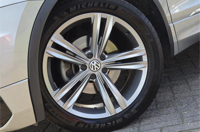 Volkswagen TIGUAN 1.5 TSI ACT Highline Business R line LED koplampen | Virtual cockpit | Trekhaak wegklapbaar | Carplay | Adaptive cruise | Alcantara