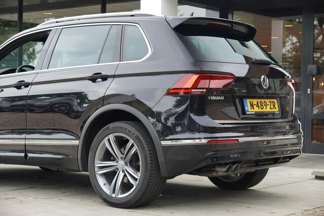 Volkswagen TIGUAN 2.0TSI/180pk DSG 4Motion R-Line|2017|Pano|ACC|LED|Trekhaak|Leder|Memory Seats|El. achterklep|Lane Assist|19"LMV