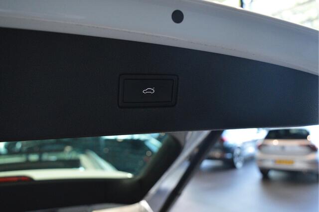 Volkswagen TIGUAN 1.4 TSI eHybrid pano led pdc head up 245 pk !!