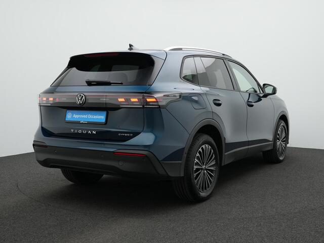 Volkswagen TIGUAN 1.5 eHybrid 204 pk DSG Life Edition | Trekhaak | Stuur-/achterbankverwarming | Achteruitrijcamera