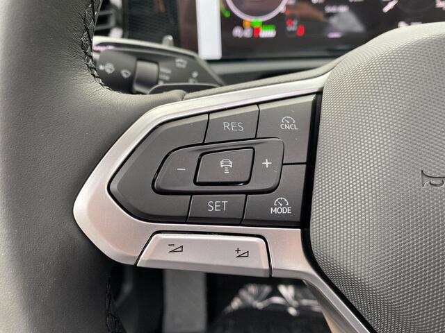 Volkswagen TIGUAN 1.5 eHybrid Life Edition | Pano | Trekhaak | 18 in