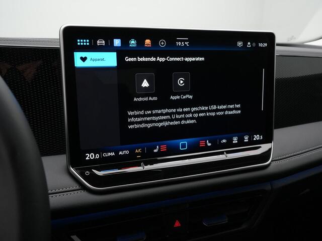 Volkswagen TIGUAN 1.5 eTSI 131 pk DSG Life Edition | LED Plus koplampen | Trekhaak | Stoelverwarming | Park Asssit | Adaptive Cruise | 18 inch