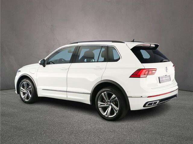 Volkswagen TIGUAN R-Line Business 1.4 TSI eHybrid 245pk DSG Automaat Adaptive cruise control, Achteruitrijcamera, Elektrische achterklep, Navigatie, Stoelverwarming, LED matrix koplampen