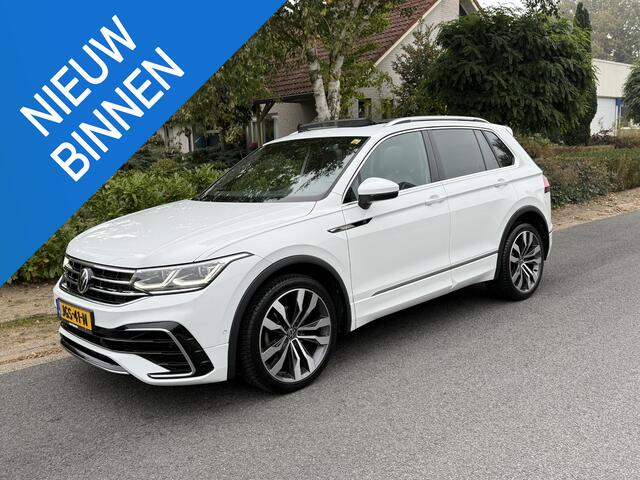 Volkswagen TIGUAN 1.5 TSI 150PK DSG 3xR-LineoPanooTrekhaak