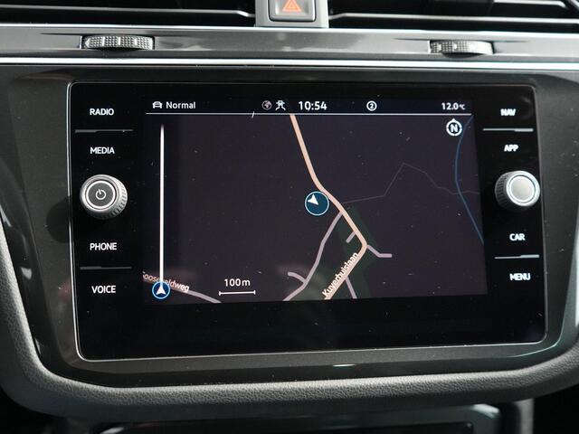 Volkswagen TIGUAN 1.4 TSI eHybrid R-Line Business+ | Trekhaak | Carplay | Camera | Matrix IQ |