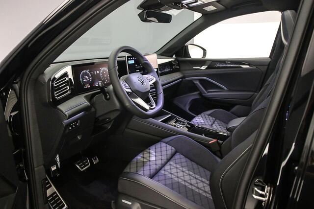 Volkswagen TIGUAN R-Line Edition 1.5 TSI eHybrid 272pk DSG Automaat Black Style, Trekhaak, Panoramadak, Adaptive cruise control, Achteruitrijcamera