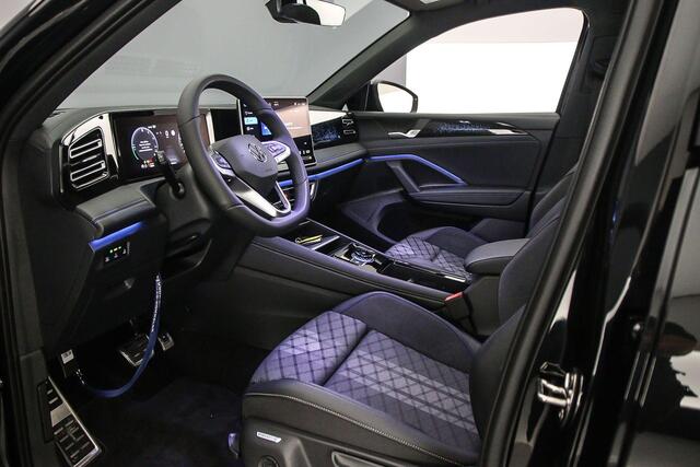 Volkswagen TIGUAN R-Line Edition 1.5 TSI eHybrid 272pk DSG Automaat Black Style, Trekhaak, Panoramadak, Adaptive cruise control, Achteruitrijcamera, Elektrische achterklep