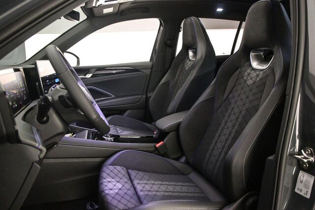 Volkswagen TIGUAN R-Line Edition 1.5 TSI eHybrid 272pk DSG Automaat Trekhaak, Panoramadak, Black Style, Adaptive cruise control, Elektrische achterklep