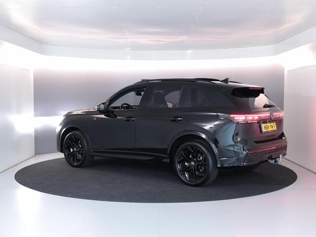 Volkswagen TIGUAN 1.5 eHybrid R-Line Edition 272 PK PHEV | Verlengde garantie | Panorama dak | Trekhaak | Black Style | Matrix koplampen | Assistance pakket plus |