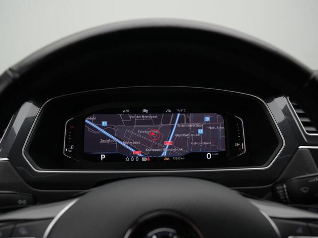 Volkswagen TIGUAN 2.0 TSI 190 pk DSG 4Motion Highline Business R / R-Line | Panoramadak | Trekhaak | Achteruitrijcamera | Stoelverwarming | Navigatie