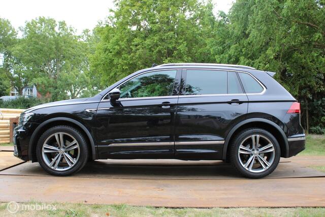 Volkswagen TIGUAN 1.5 TSI ACT Highline Business R PANO ADAPTIVE