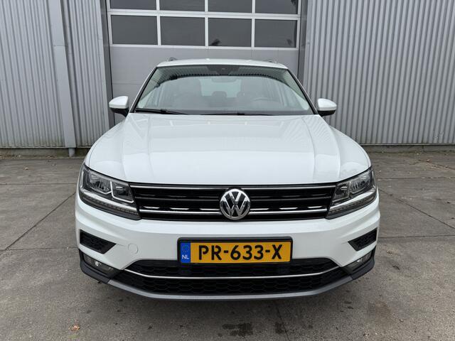 Volkswagen TIGUAN 1.4 TSI ACT Highline AUTOMAAT. VOL OPTIES.