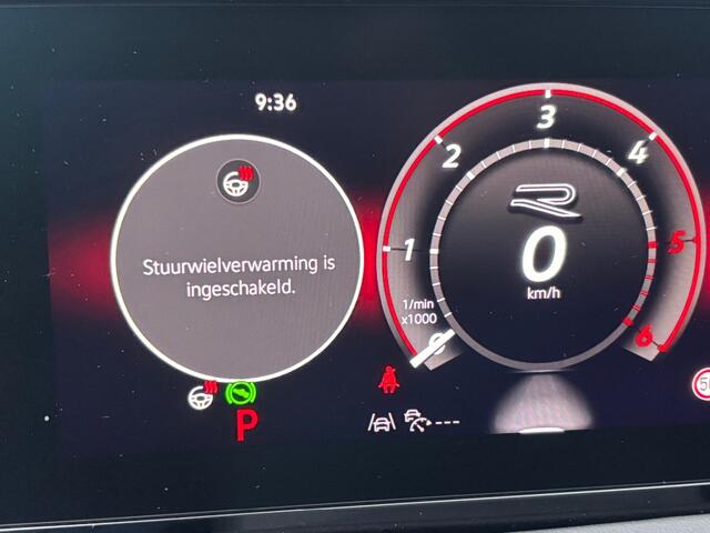 Volkswagen TIGUAN 2.0 TDI R-LINE AUTOMAAT 150PK AIRCO NAVI BIGSCREEN PDC-CAMERA CRUISE.