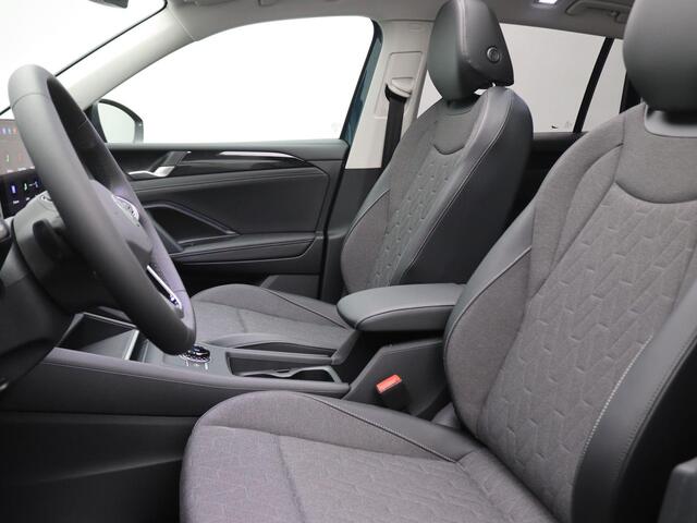 Volkswagen TIGUAN 1.5 eHybrid Life Edition 204PK DSG Panoramadak, Achteruitrijcamera, Stoel-Stuurverwarming, Keyless, Navi via Apple Carplay/Android Auto, Side Assist, Trekhaak, 19" LM Velgen