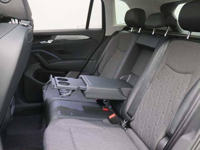 Volkswagen TIGUAN 1.5 eHybrid Life Edition 204PK DSG Panoramadak, Achteruitrijcamera, Stoel-Stuurverwarming, Keyless, Navi via Apple Carplay/Android Auto, Side Assist, Trekhaak, 19" LM Velgen