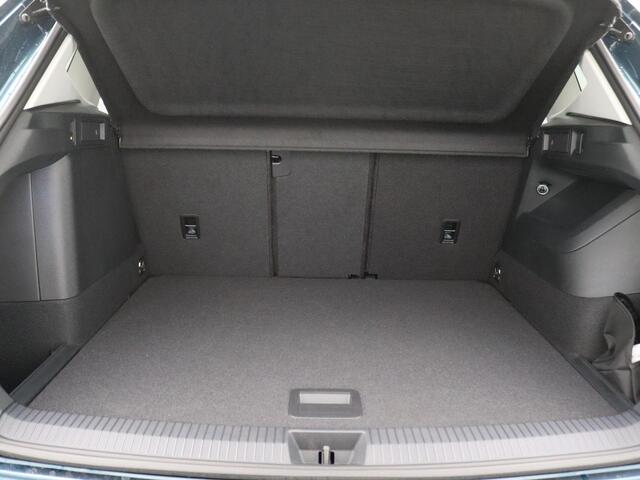 Volkswagen TIGUAN 1.5 eHybrid Life Edition 204PK DSG Panoramadak, Achteruitrijcamera, Stoel-Stuurverwarming, Keyless, Navi via Apple Carplay/Android Auto, Side Assist, Trekhaak, 19" LM Velgen