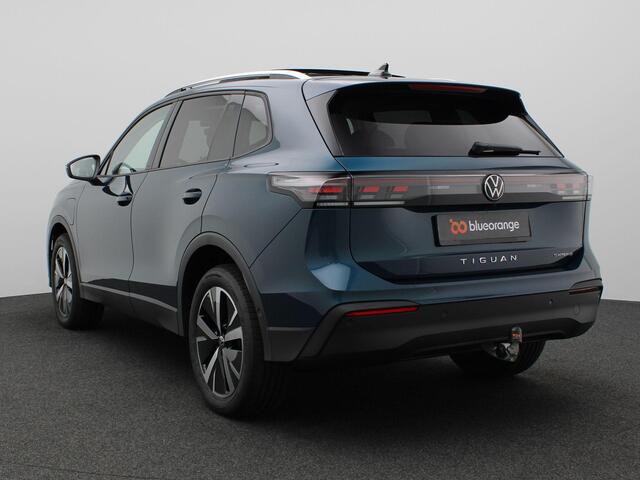 Volkswagen TIGUAN 1.5 eHybrid Life Edition 204PK DSG Panoramadak, Achteruitrijcamera, Stoel-Stuurverwarming, Keyless, Navi via Apple Carplay/Android Auto, Side Assist, Trekhaak, 19" LM Velgen
