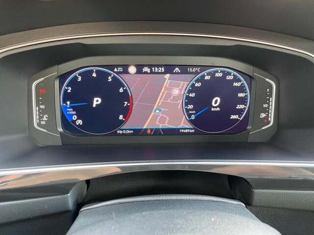 Volkswagen TIGUAN 1.5 TSI R-LINE, Blackpack, HUD, Pano, Carplay, Acc, Blis, Sfeerverlichting, HenK, erg mooi!