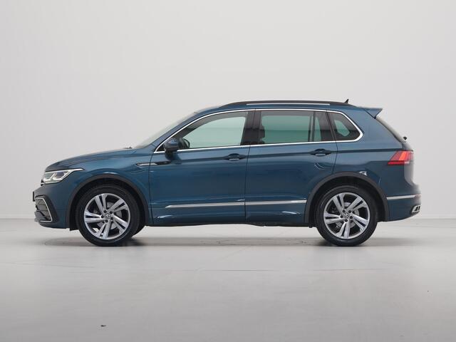Volkswagen TIGUAN 1.5 TSI 150pk DSG R-Line Navigatie Wegkl. trekhaak Acc Elek. kofferklep 276