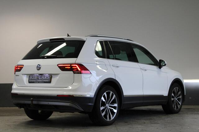Volkswagen TIGUAN 1.5 TSI ACT Comfortline Panoramadak - Trekhaak - LED
