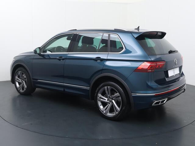 Volkswagen TIGUAN 1.4 TSI eHybrid R-Line Business+ | 245PK | SoH 89% | Multifunctioneel stuurwiel | Cruisecontrol | Achteruitrij camera |