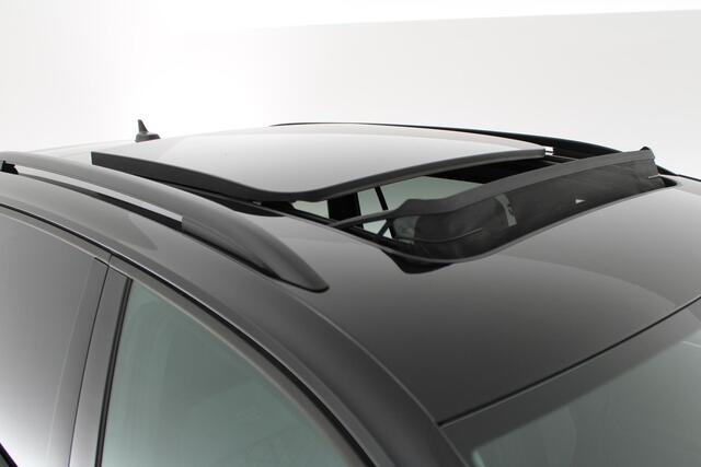 Volkswagen TIGUAN 1.4 TSI 245pk eHybrid R-Line Business+ Black Style Panoramadak Trekhaak Stoelverwarming