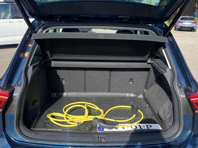 Volkswagen TIGUAN 1.4 TSI eHybrid ELEGANCE| PANO | CAMERA |