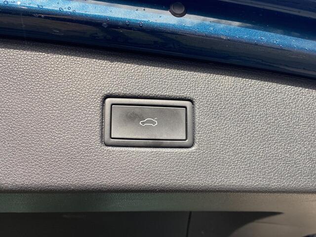 Volkswagen TIGUAN 1.4 TSI eHybrid ELEGANCE| PANO | CAMERA |