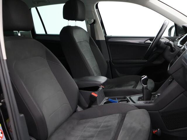 Volkswagen TIGUAN 1.5 TSI + WEGKL. TREKHAAK | VIRTUAL COCKPIT | STUUR/STOELVERW. | CAMERA | ADAPTIVE CRUISE | MASSAGE