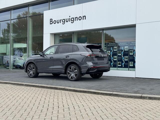 Volkswagen TIGUAN R-Line Edition 1.5 eHybrid 204 PK | Trekhaak | Adaptief Onderstel | Stoel & Stuur Verwarming | Massage stoelen |