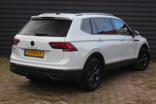 Volkswagen TIGUAN Allspace 1.5 TSI Life Business - 7 PERSOONS - PANODAK - TREKHAAK - VIRT. COCKPIT -