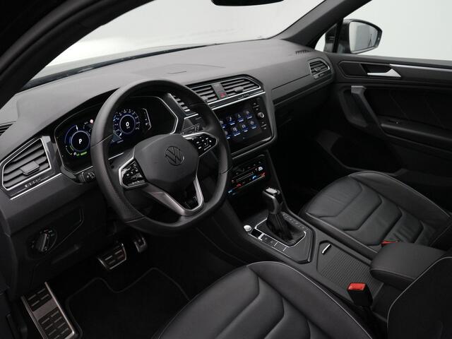 Volkswagen TIGUAN 1.4 TSI eHybrid 245 pk DSG R-Line Business | Panoramadak | Leder | Geheugenstoelen | Rondomzicht camera | IQ Light