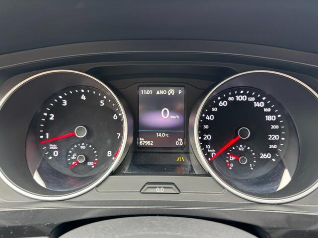 Volkswagen TIGUAN 1.4TSI 150PK DSG Highline Full-Led ACC Camera Navi