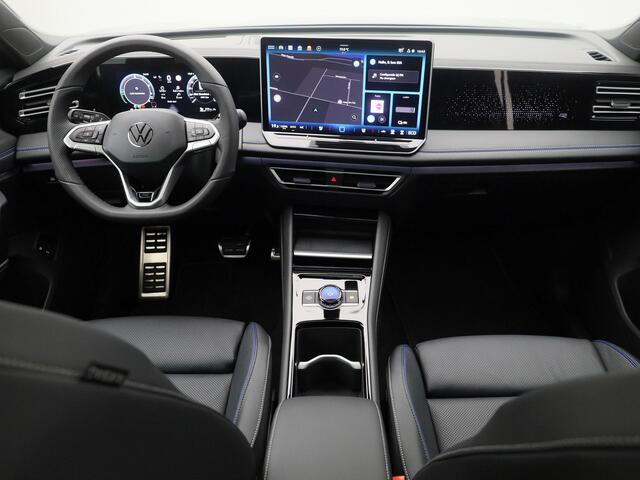 Volkswagen TIGUAN NEW 1.5 eHybrid R-Line Edition | PANO | 360° | ADAPTIVE | HUD | IQ LIGHT | MEMORY | STOELMASSAGE | STOELVENT. | STOELVERW. | TREKHAAK