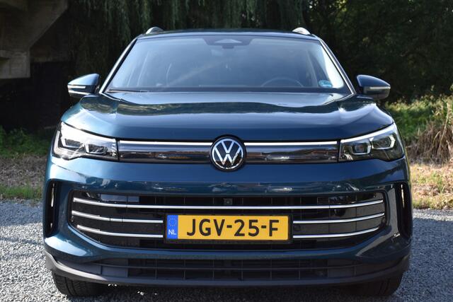 Volkswagen TIGUAN 1.5 eTSI 150PK DSG ELEGANCE ALCANTARA/360° CAMERA/TREKHAAK