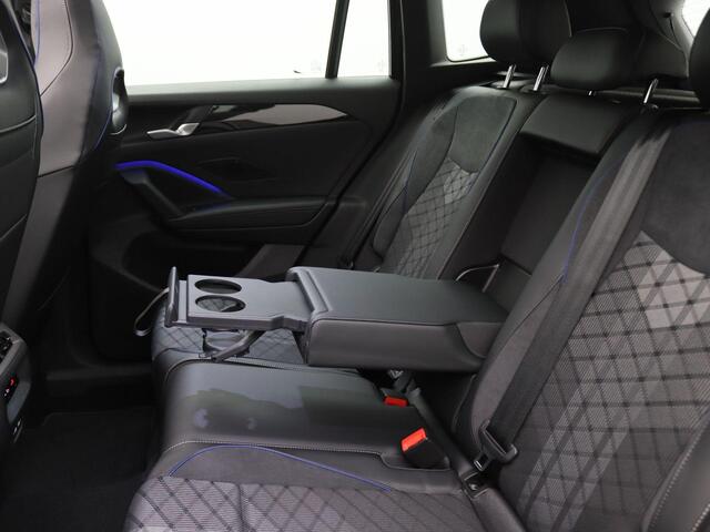 Volkswagen TIGUAN 1.5 eHybrid R-Line Edition 272PK DSG Pano-Schuifdak, ErgoActive Bestuurdersstoel, Led Plus, Achteruitrijcamera, Easy Open, Navi, Keyless, Side Assist, Alarm, 20" LM Velgen