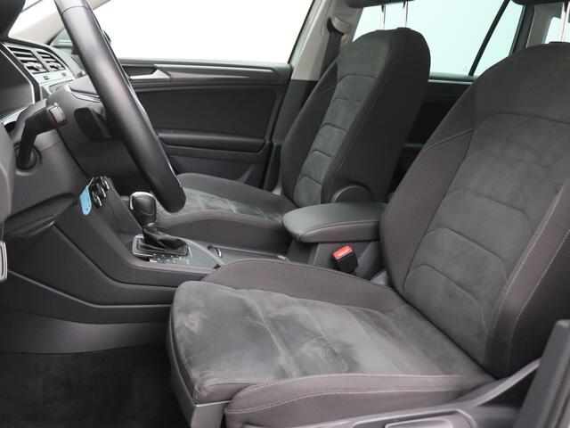 Volkswagen TIGUAN 1.4 TSI ACT Highline 150PK DSG R-Line, Pano-schuifdak, Ergo Comfort Stoelen, Achteruitrijcamera, Stoelverwarming, Trekhaak, Full LED, 19" LM Velgen