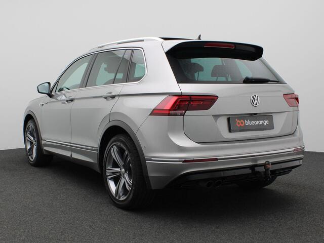Volkswagen TIGUAN 1.4 TSI ACT Highline 150PK DSG R-Line, Pano-schuifdak, Ergo Comfort Stoelen, Achteruitrijcamera, Stoelverwarming, Trekhaak, Full LED, 19" LM Velgen