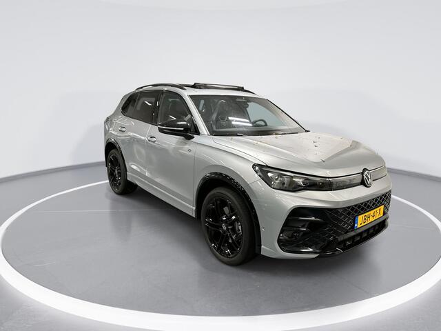 Volkswagen TIGUAN 1.5 204pk DSG eHybrid R-Line Edition · Panoramadak · 360 Camera · Elek. Trekhaak · Elek. Achterklep · Massage · 20'' Inch · Garantie t/m 18-08-2029 of 100.000km
